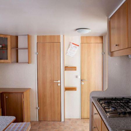 Mobile Home In Cavallino-Treporti With Terrace ภายนอก รูปภาพ