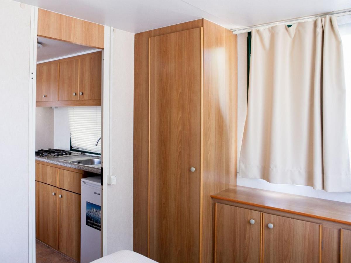 Mobile Home In Cavallino-Treporti With Terrace ภายนอก รูปภาพ